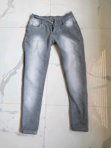 Jeans. Charcoal
