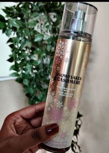 Snowflakes &amp; Cashmere Bath &amp;Body Works 10ml Sample
