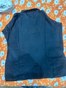 Solid Black Short Sleeve Collared Top