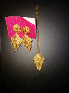 Gold-Plated Earrings &amp; Maang Tikka Set