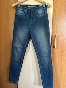 Stylish Blue Denim Jeans
