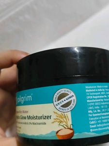 Pilgrim Hydra Glow Moisturizer