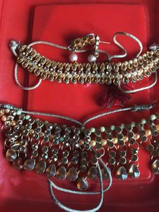 2 Elegant Kundan Necklace Set with Earrings