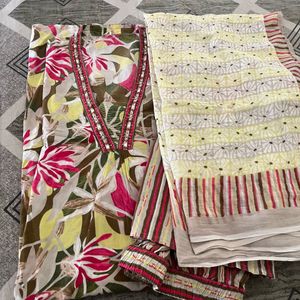 Floral Print Kurta with Striped Pants