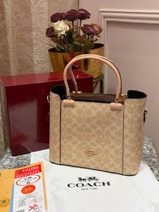 Coach Signature Tote Bag
