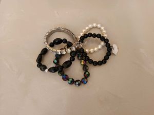 New Unused Five Pieces Beaded Bracelet Set
