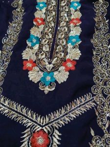 Elegant Embroidered Kurta with astar ✨💜