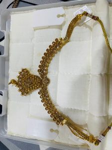 Golden Necklace With Moti