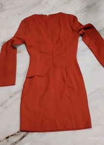 Chic Long-Sleeve Rust Mini Dress