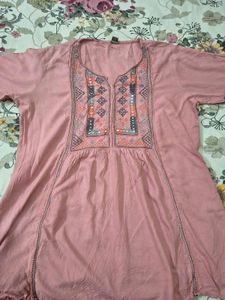 Embroidered Pink Kurta