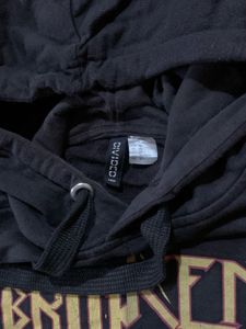 Graphic H&amp;M Crop Hoodie
