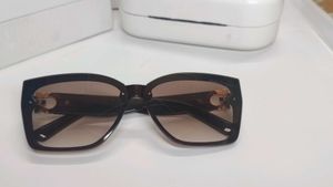 Chic Brown Cat-Eye Sunglasses