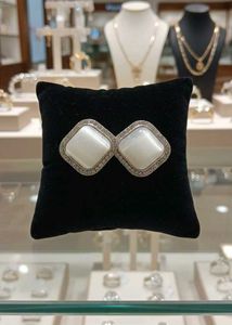 Elegant Necklace &amp; Earrings Set