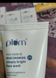 Plum Sunscreen &amp; Face Wash Bundle