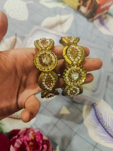 Set Of __2bangles