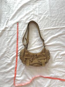 Stylish Tan Hobo Bag with Pockets
