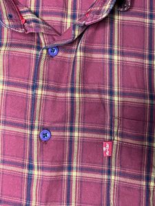 levis boxy cropped longsleeve shirt