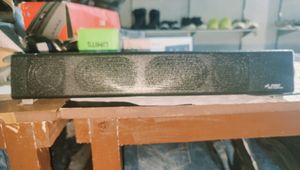 F&amp;D Speaker . Incredible Sound . New With Tag.