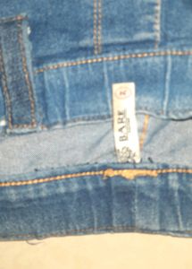 BARE  Jeans