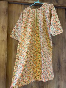 Vibrant Floral Print Kurta
