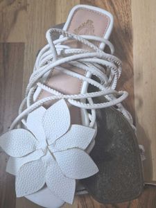 White Lace-Up Sandals with Flower Detail