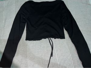 Chic Black Long Sleeve Crop Top