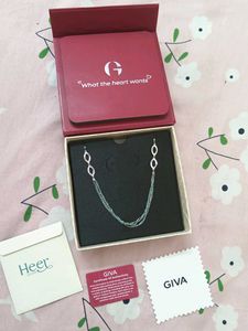 Elegant Silver Turquoise Necklace