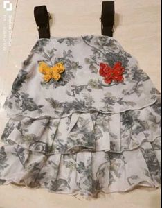 Floral Kurta with Decorative Butterfly