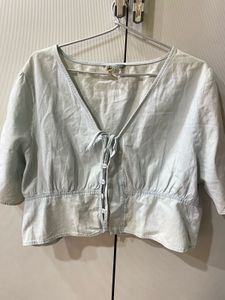 Light Wash Tie-Front Cropped Top