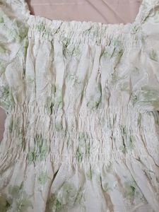 Puff Sleeves Top
