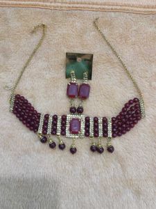 Elegant Maroon Choker Necklace