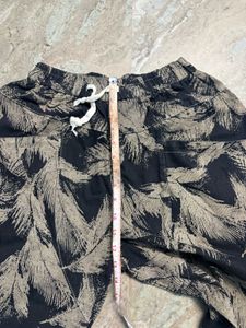 Stylish Printed Capris