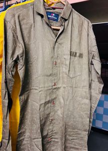 250 each Mens and semi formall sh