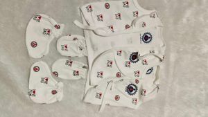 Adorable Baby Bodysuits "Love Dad &amp; Mum"