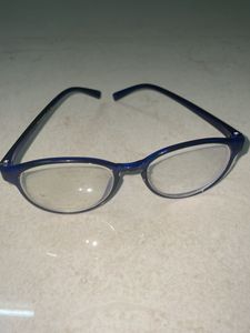 Stylish Blue Round Eyeglasses