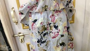 plus size .Chic Floral Off-Shoulder Top