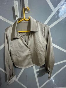 Satin Cropped Shirt