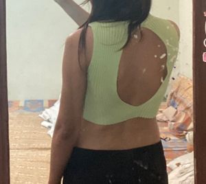 Ribbed Mock Neck Cropped Tank Top