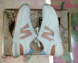 Wait and Peach Sneaker For Girls