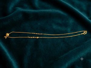 Elegant Gold Chain Necklace