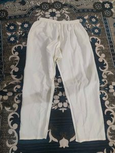 Elegant White Kurta with Embellishments Size L