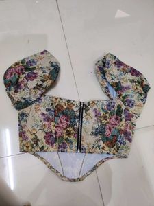 Floral Corset Style Puff Sleeve Top