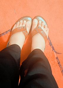 Offer Of The Day Beautiful Sandle Only On 129