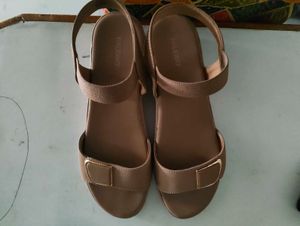 Stylish Flat Sandals for Women