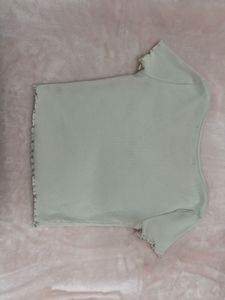 Ribbed V-Neck Lettuce Trim Tee