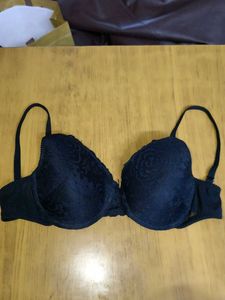 Black Lace Padded Underwired Bra