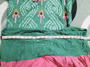 Green &amp; Pink Kurta Set