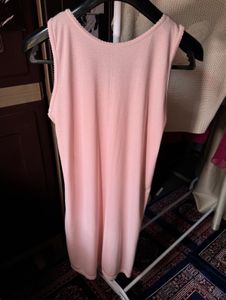 Pink sleeveless camisole