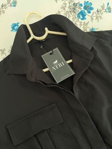 Stylish Black Short Sleeve Top