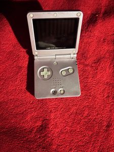 Game Boy Advance SP